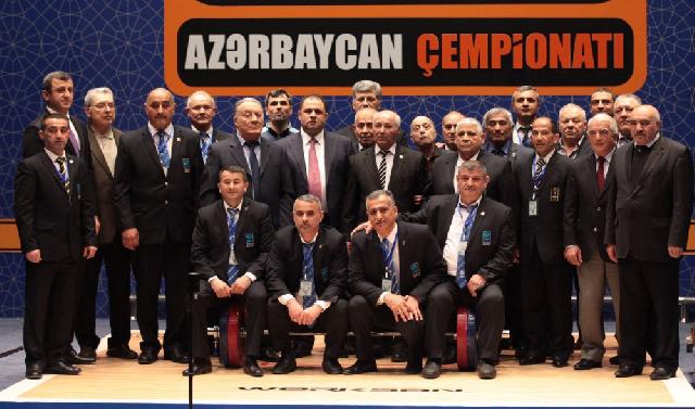 Ağır atletika üzrə Azərbaycan çempionatının açılışı olub