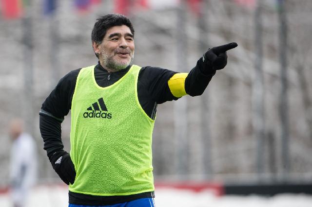 Dieqo Maradona Belarus futbol klubuna rəhbərlik edə bilər