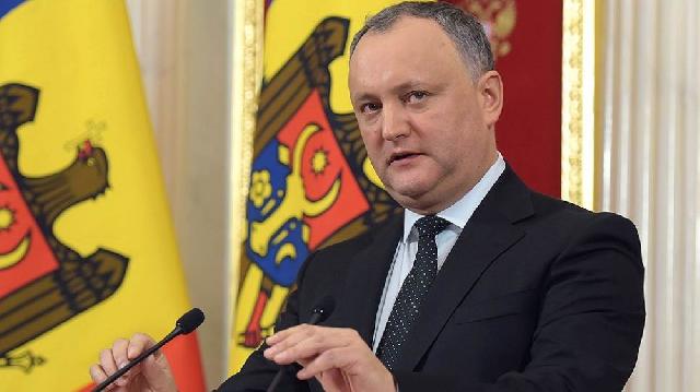 Moldova prezidenti İqor Dodon hökuməti istefaya çağırıb