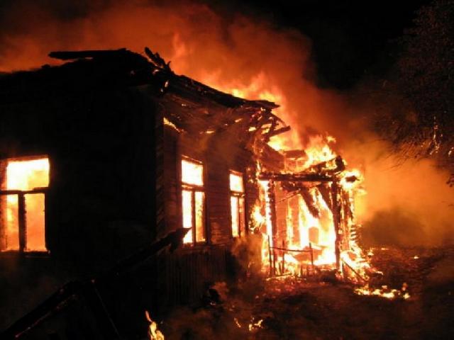 Daşkəsəndə ev yandı: 5 nəfər öldü