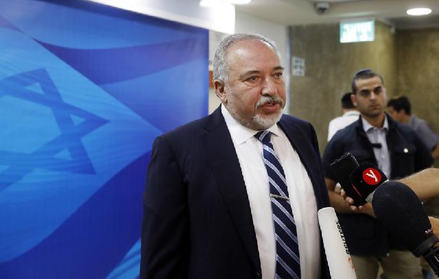 İsrailin müdafiə naziri Aviqdor Liberman istefa verib