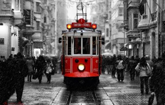 Taksim tramvayı bu gün 105 yaşını qeyd edir