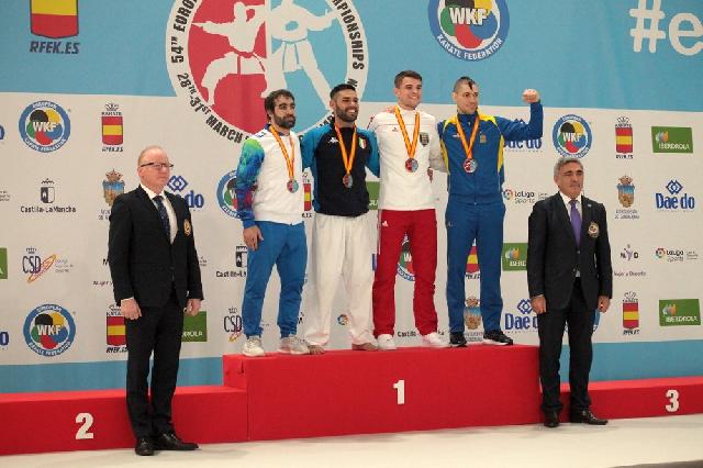 Karateçilərimiz Avropa çempionatında gümüş və bürünc medal qazanıblar