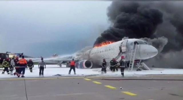 “Şeremetyevo”da təyyarənin yanması nəticəsində 41 nəfər həlak olub