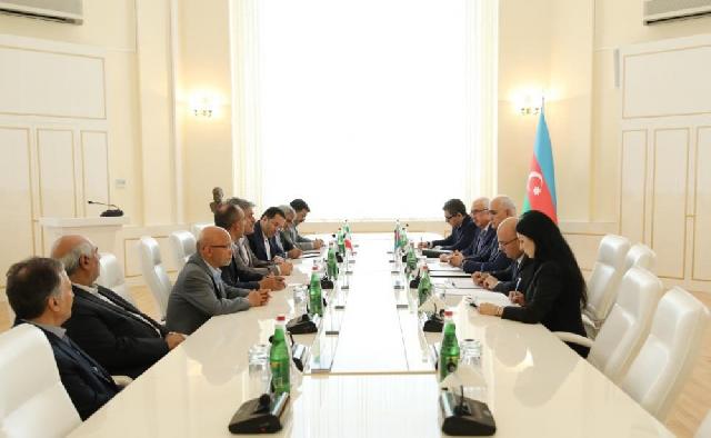 İranın Azərbaycana  3,4 milyard dollaradək investisiya yatırıb