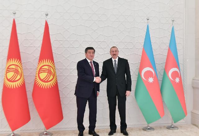 İlham Əliyevin Qırğızıstan prezidenti Sooronbay Jeenbekovu qəbul edib