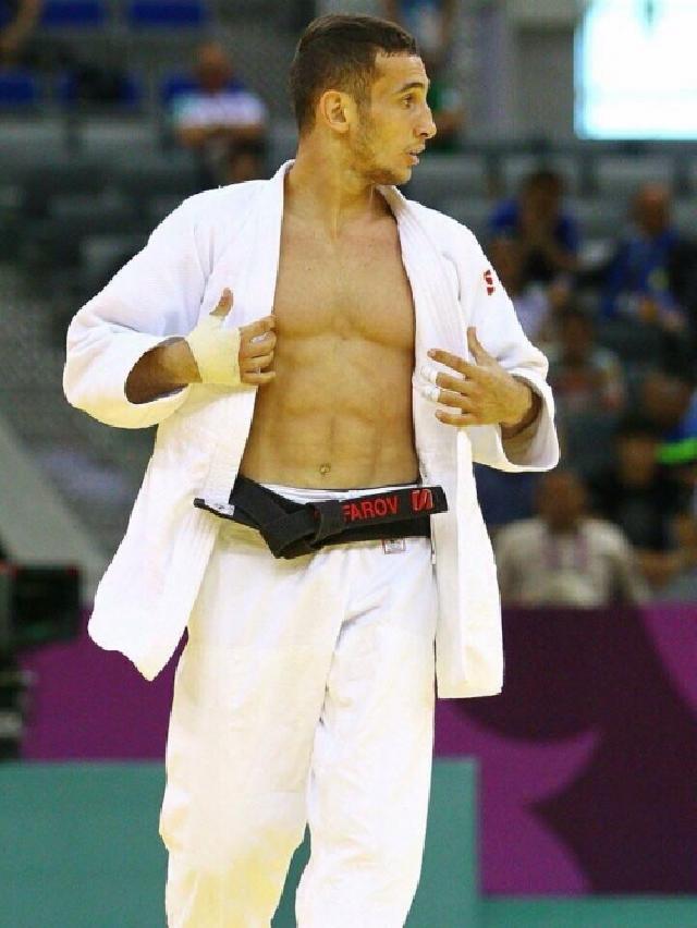 Orxan Səfərov “Böyük dəbilqə” turnirində gümüş medal qazandı