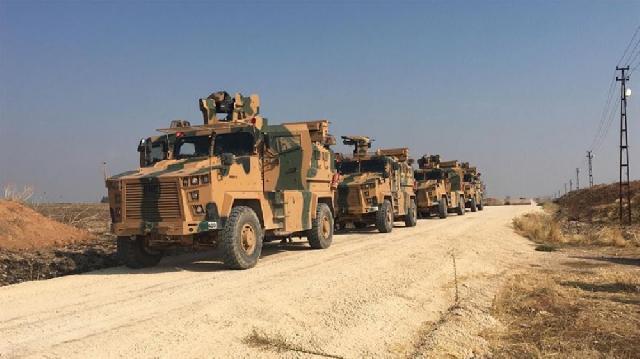 Türkiyə və Rusiya hərbçiləri Suriyada birgə patrula başlayıb