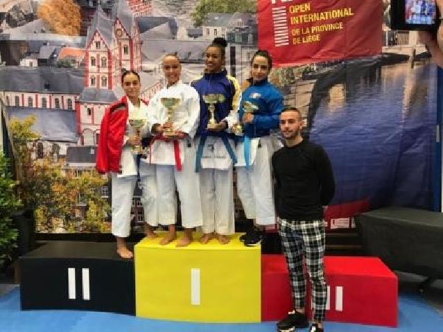 Qadın karateçilərimiz Belçikada 2 medal qazanıblar