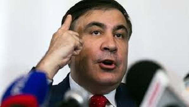 Saakaşvili Gürcüstanda müxalifətin növbədənkənar seçki tələbini alqışladı