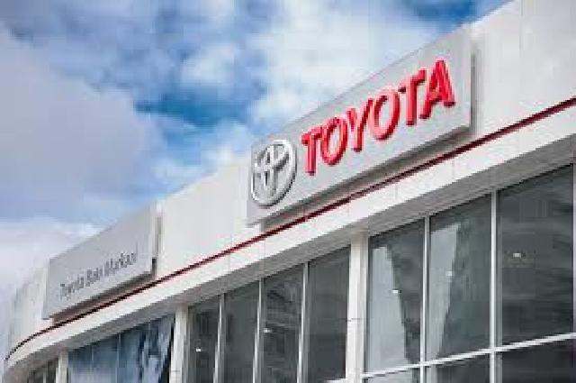 “Toyota” 12 mindən çox avtomobili geri çağırır