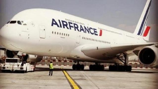 “Air France” İran və İraqa bütün uçuşları dayandırıb