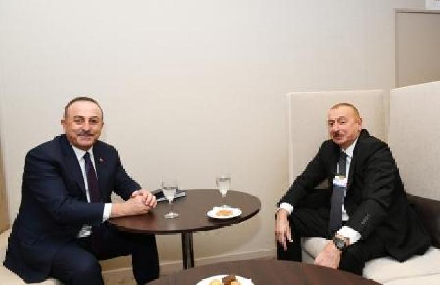 İlham Əliyev Davosda Mövlud Çavuşoğlu ilə görüşüb