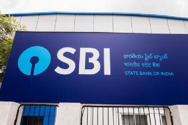 Hindistanda bank işçilərinin ümummilli tətili başlayıb