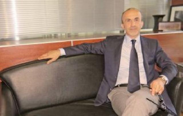 Azərbaycanda bank sahibinin oğlu qəfil qızdırmadan öldü