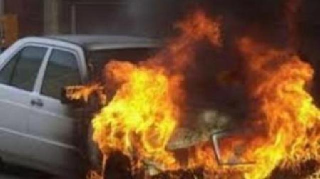 Paytaxtda  “Mercedes” alışıb yandı
