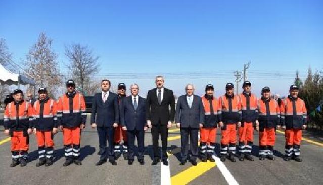 İlham Əliyev Tovuzda yeni  avtomobil yolunun aşılışında iştirak edib