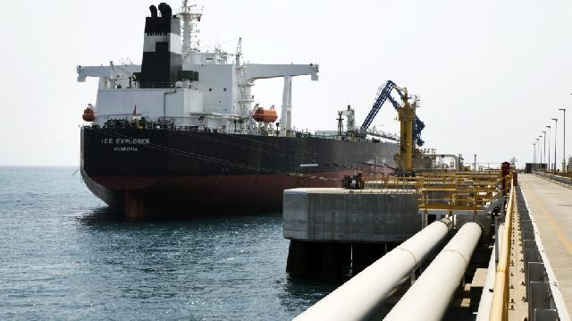Azərbaycanın Belarusa gönderdiyi neft tanker Odessa limanına çatıb