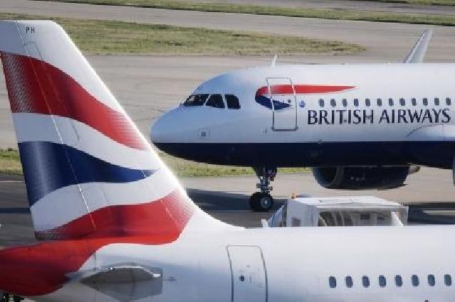 “British Airways” 36 min əməkdaşını işdən müvəqqəti uzaqlaşdırıb