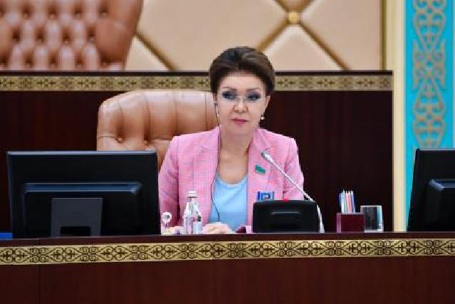 Tokayev Senatın sədri Dariqa Nazarbayevanın səlahiyyətlərinə xitam verib
