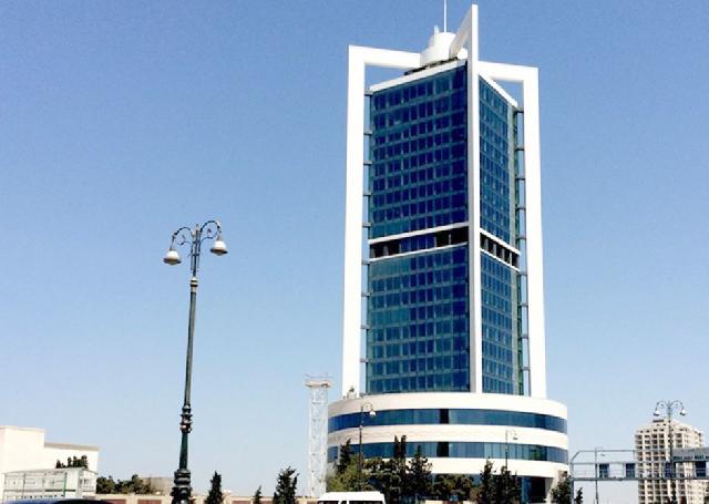 Adil Əliyev Neft Fondunun Müşahidə Şurasına yeni üzv təyin edilib
