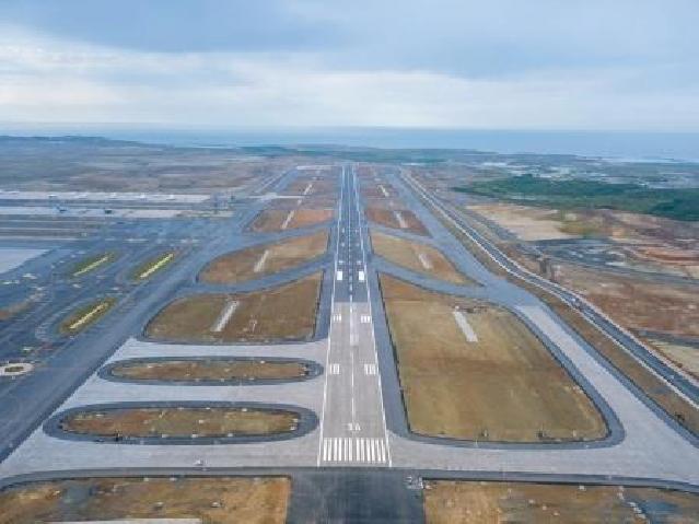 İstanbul Hava Limanının üçüncü uçuş-enmə zolağı istifadəyə verilib