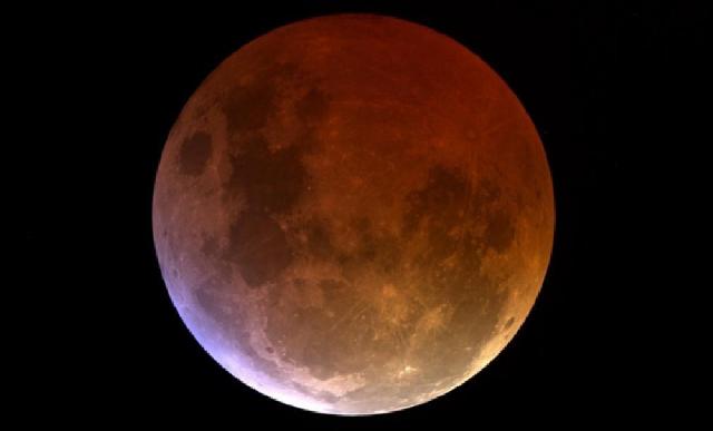 Hazırda dünyada ilin üçüncü Ay tutulması müşahidə olunur