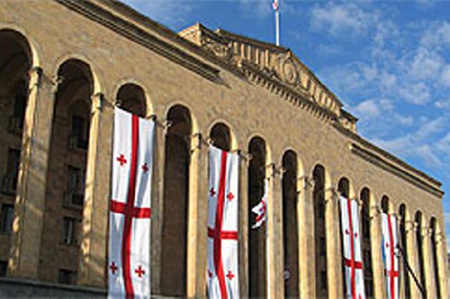 Gürcüstanda parlament seçkiqabağı kampaniyasına start verildi
