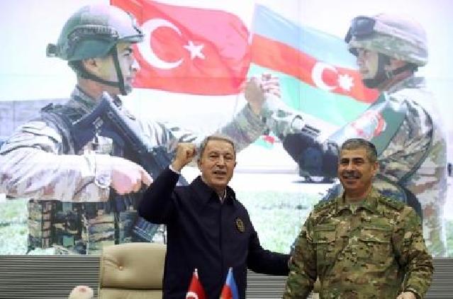 Bakıda Azərbaycan və Türkiyə müdafiə nazirlərinin görüşü keçirilib