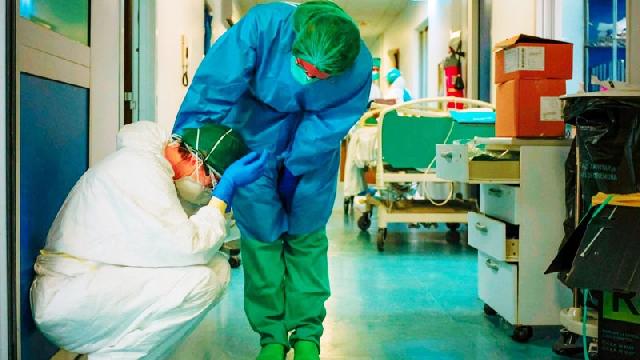 İranda koronavirusdan ölənlərin sayı 42 minə yaxınlaşır
