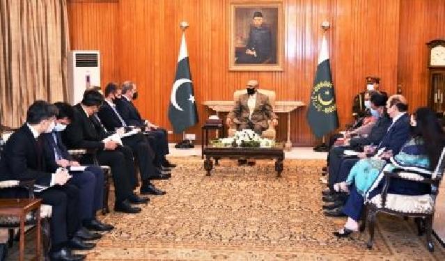 Ceyhun Bayramov İslamabadda  Pakistan prezidenti ilə görüşüb