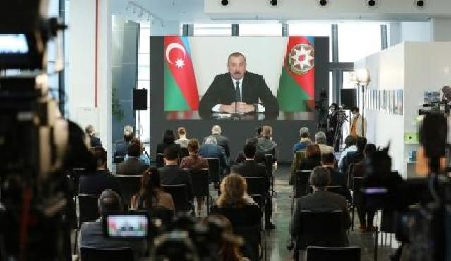 İlham Əliyev 4 saatlıq mətbuat konfransında 35 media qurumunun 50-dək sualını cavablandırıb