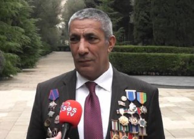 Deputat Siyavuş Novruzov:"Elxan Şükürlünü adam hesab eləmirəm“