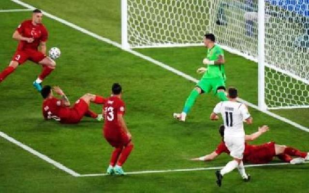 EURO-2020: Türkiyə futbolçusu Merih Demiral avtoqolla tarixə düşdü