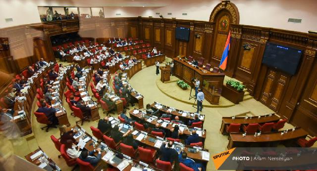 Ermənistan parlamenti Qarabağla bağlı komissiya yaratmaqdan imtina etdi