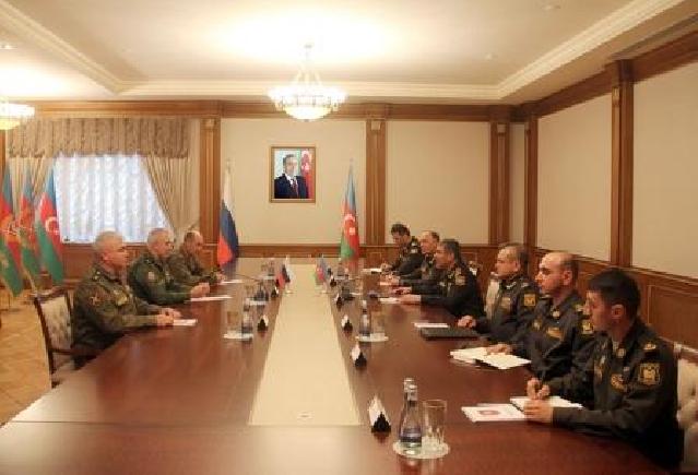 Zakir Həsənov Rusiya sülhməramlılarının yeni komandanı ilə görüşüb