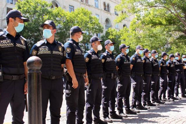 Polis AXCP üzvlərinin etiraz aksiyasının qarşısını alıb