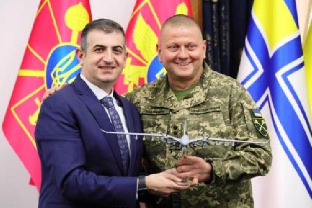 Ukrayna “Bayraktar”lardan istifadəni genişləndirəcək