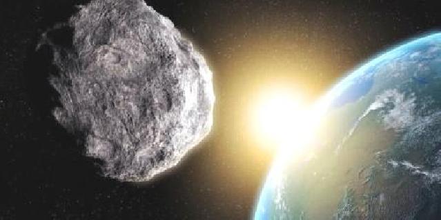 Təhlükəli asteroid Yerə doğru istiqamət götürüb