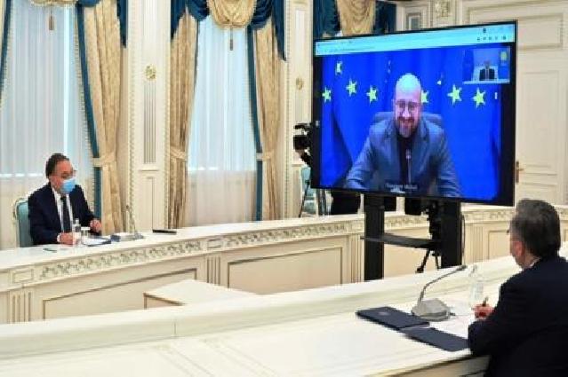 Tokayev Avropa İttifaqı Şurasının prezidenti ilə videokonfransda danışdı