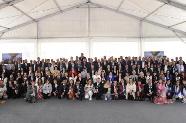 Dünya Azərbaycanlılarının Qurultayında prezident İlham Əliyevə müraciət  qəbul edilib