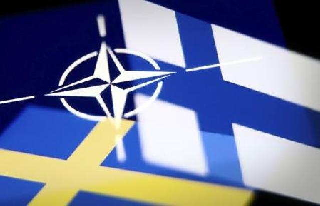 Sabah İsveç və Finlandiya NATO-ya daxil olmaq üçün birgə müraciət edəcəklər