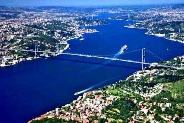 İstanbulda Ukrayna taxılının dəniz yolu ilə daşınması məsələsi müzakirə olunacaq