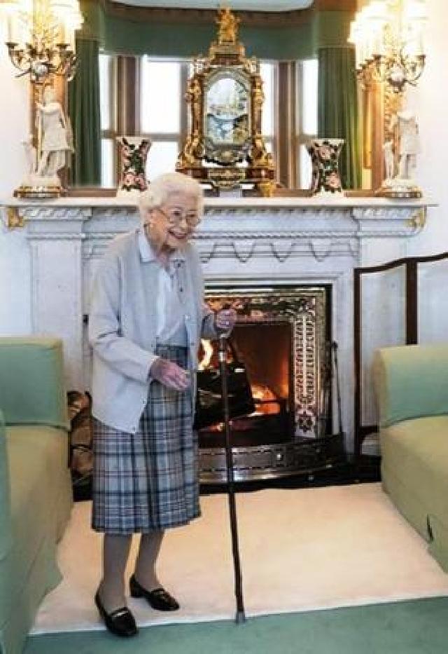 Böyük Britaniya Kraliçası II Elizabet 96 yaşında vəfat edib