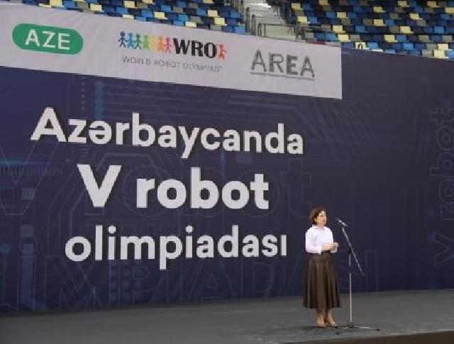 Bakıda V Robot Olimpiadasının açılış mərasimi keçirilib