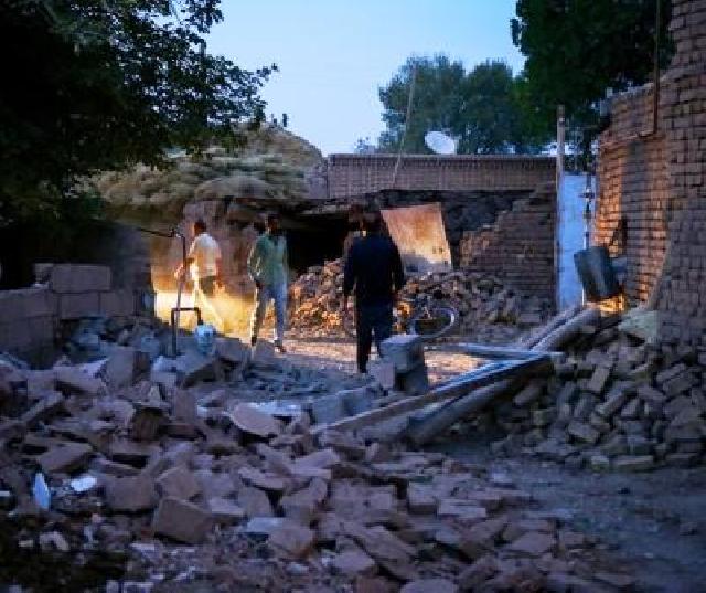 İranda zəlzələ nəticəsində 112 kənd tamamilə dağılıb