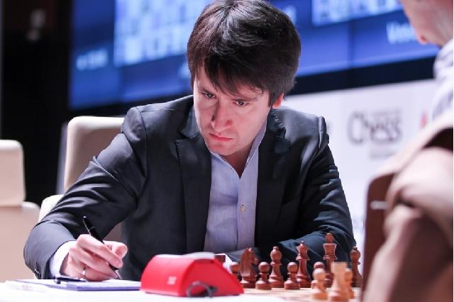 Teymur Rəcəbov FIDE reytinqində ilk onluqdadır