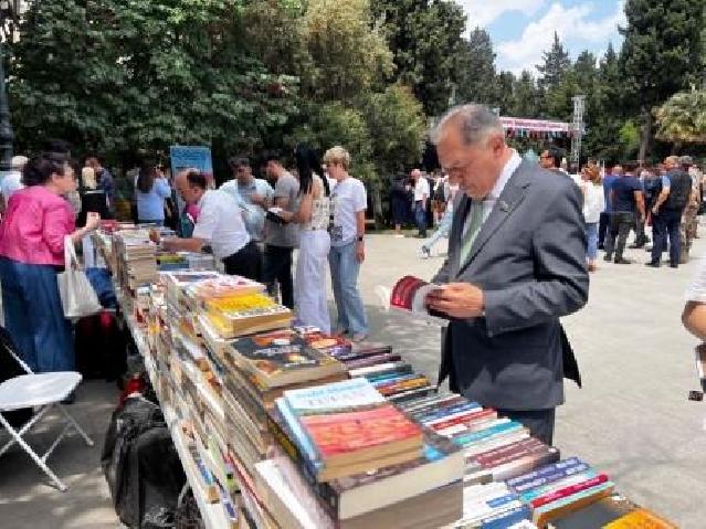 II Türk Dünyası Ədəbiyyat və Kitab Festivalının açılışı olub