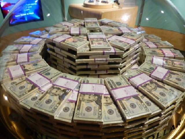 ABŞ-da lotereya bileti ilə 1 milyard dollar cekpot udulub