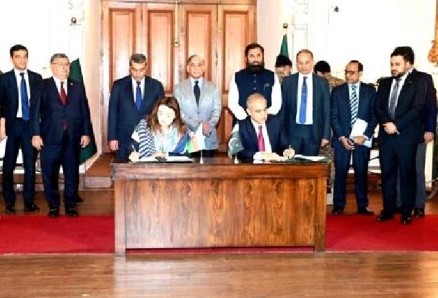 Azərbaycanla Pakistan arasında 1 illik qaz sazişi imzalanıb